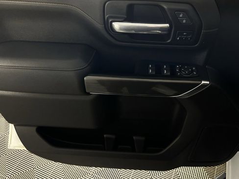 Used 2023 GMC Sierra 3500 AT4 w/ Gooseneck/5TH Wheel Package image 23