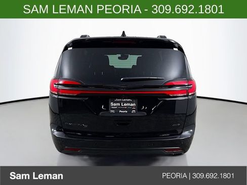 New 2026 Chrysler Pacifica Select w/ S Appearance Package AWD/4WD image 6