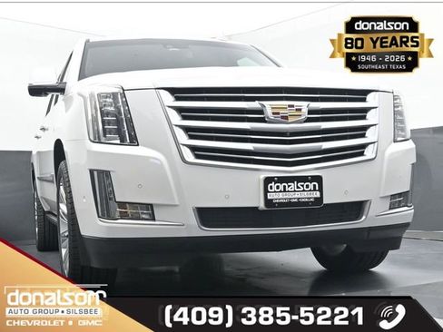 Used 2018 Cadillac Escalade ESV Platinum image 15