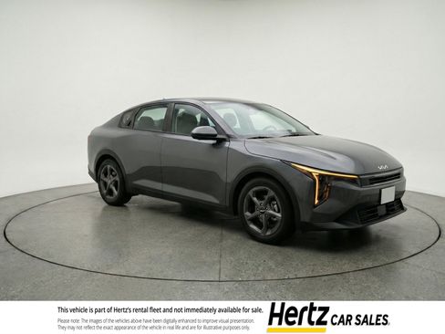 Used 2025 Kia K4 FWD image 1