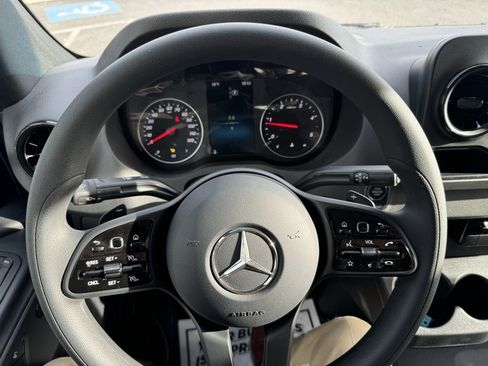 Used 2024 Mercedes-Benz Sprinter 144 Cargo image 26