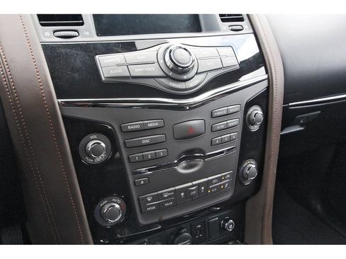 Used 2020 Nissan Armada Platinum w/ Platinum Reserve Package RWD image 27
