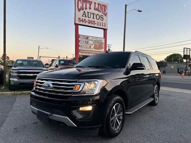 Used 2019 Ford Expedition XLT w/ Equipment Group 202A AWD/4WD image 9
