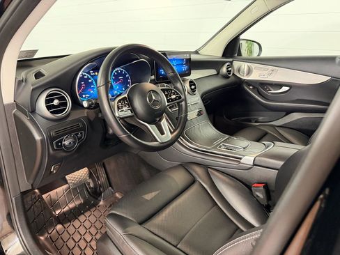 Used 2021 Mercedes-Benz GLC 300 4MATIC image 10