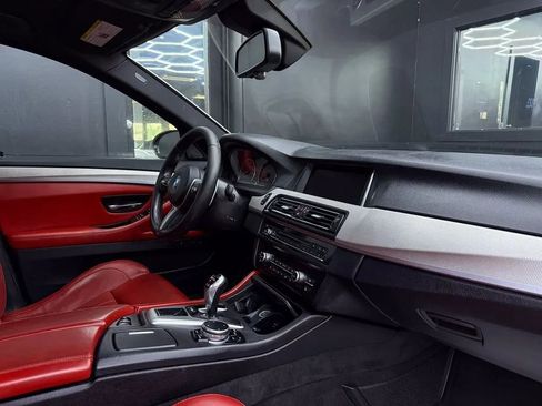 Used 2015 BMW M5 RWD image 29