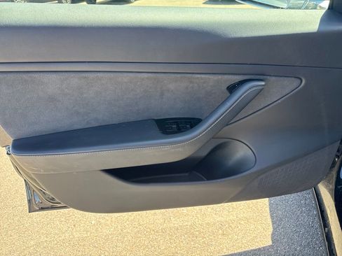 Used 2019 Tesla Model 3 RWD image 10