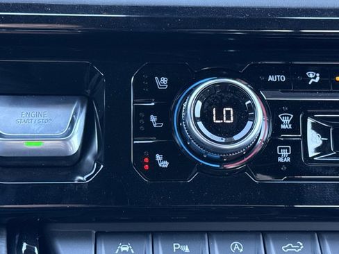 New 2026 GMC Sierra 1500 AT4X w/ LPO, Black Badging Package AWD/4WD image 21