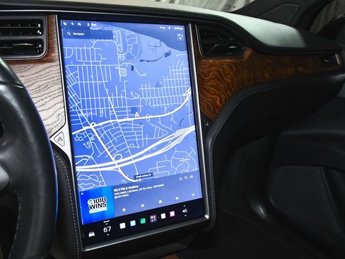 Used 2020 Tesla Model X Long Range AWD/4WD image 38