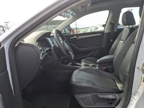 Used 2019 Volkswagen Jetta SE image 21