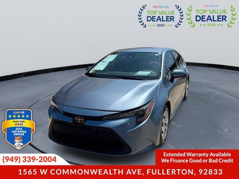 Used 2021 Toyota Corolla LE w/ Carpet Mat Package (TMS) FWD image 3
