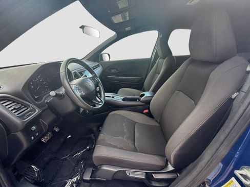 Certified 2022 Honda HR-V Sport image 18