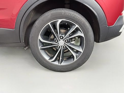 Used 2021 Buick Encore GX Select FWD image 31