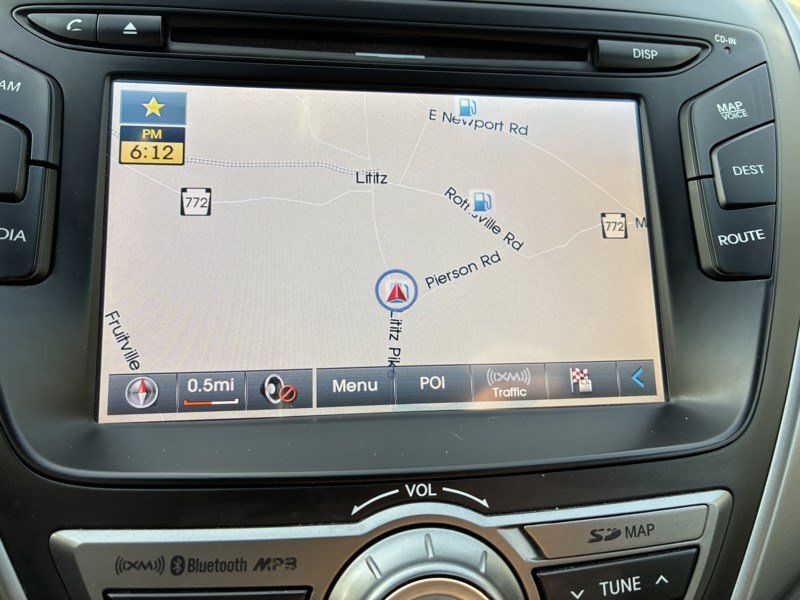 Used 2014 Hyundai Elantra Limited w/ Option Group 03 FWD image 12