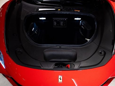 Used 2022 Ferrari F8 Tributo RWD image 35