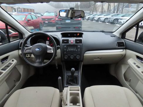 Used 2014 Subaru Crosstrek 2.0i Premium image 18