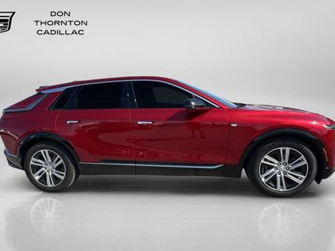 Used 2024 Cadillac Lyriq Tech w/ Driver Assist Package AWD/4WD image 6