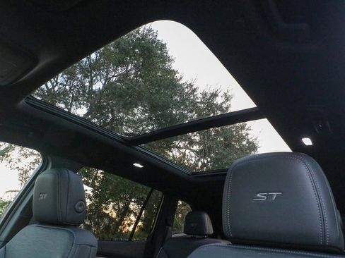 New 2026 Buick Enclave Sport Touring image 22