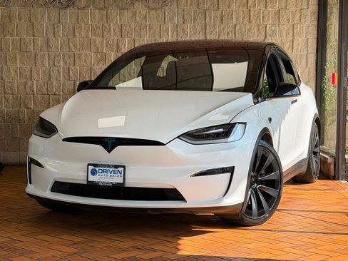 Used 2023 Tesla Model X AWD/4WD image 3