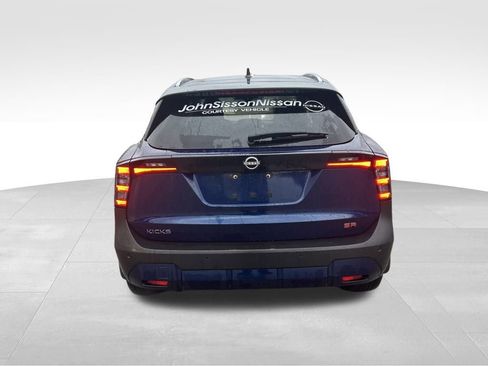 Certified 2025 Nissan Kicks SR image 4