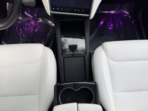 Used 2020 Tesla Model X Long Range image 49