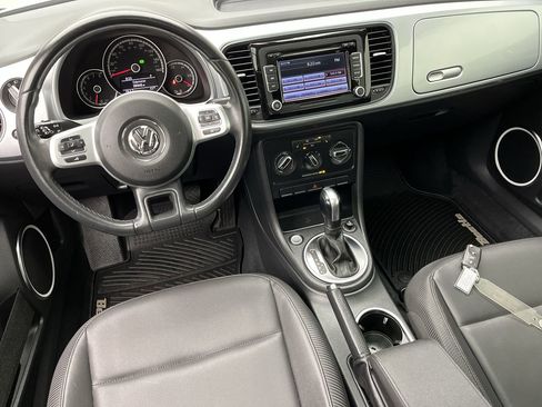 Used 2013 Volkswagen Beetle 2.5 FWD image 11