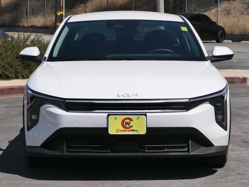 Used 2025 Kia K4 FWD image 8