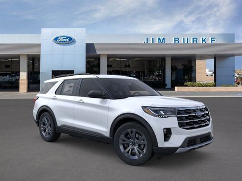 New 2026 Ford Explorer Active w/ Active Comfort Package AWD/4WD image 7