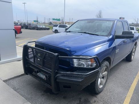 Used 2014 RAM 1500 Express AWD/4WD image 3