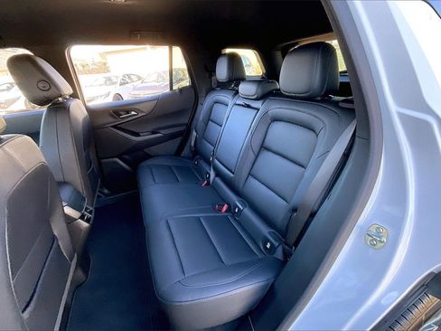 Used 2025 Chevrolet Equinox LT w/ Convenience Package II image 25