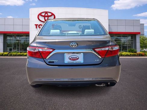 Used 2015 Toyota Camry LE FWD image 6