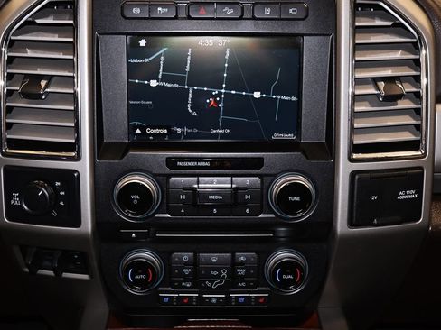 Certified 2017 Ford F350 King Ranch w/ King Ranch Ultimate Package image 32