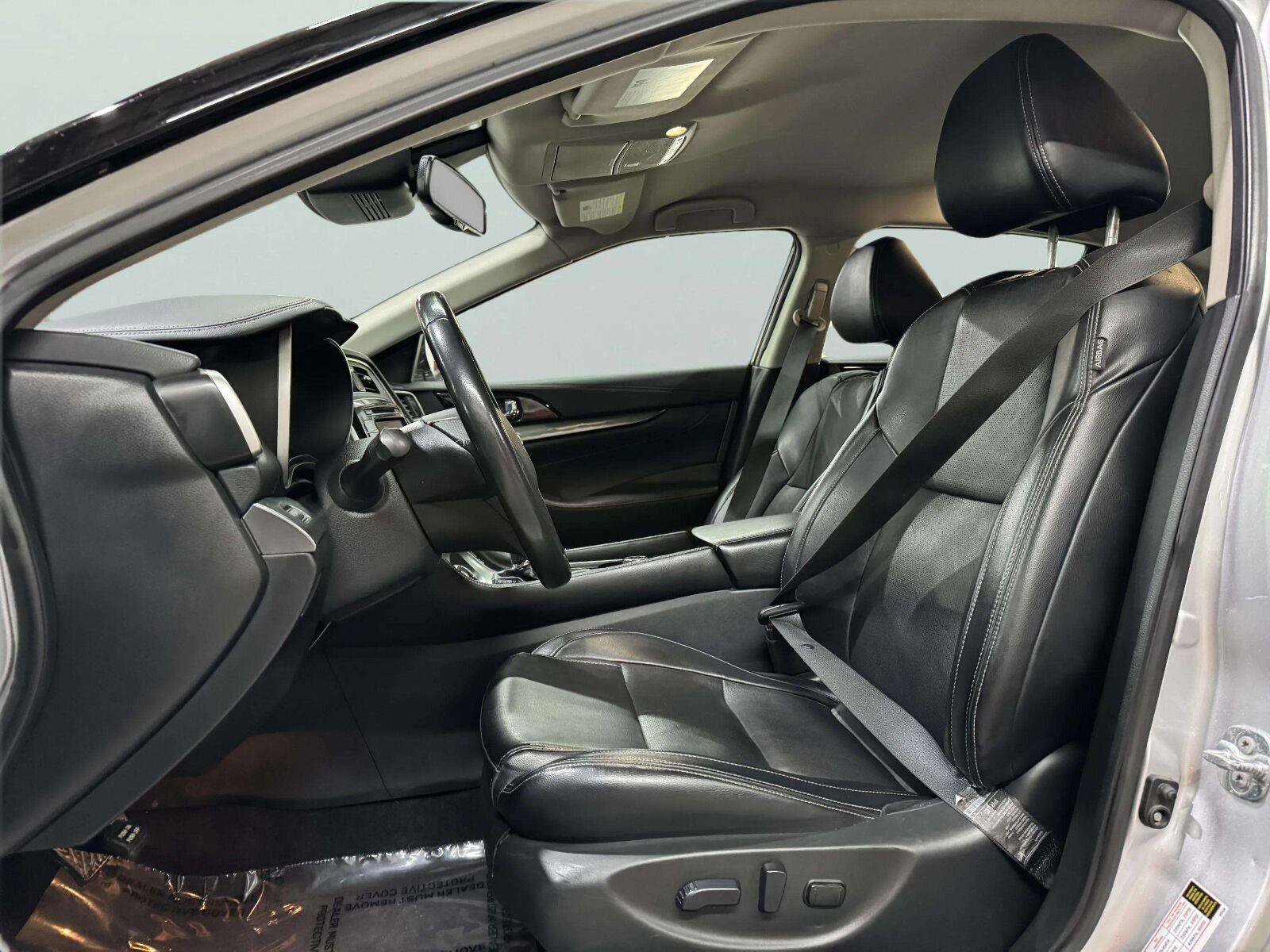 Used 2021 Nissan Maxima 3.5 SV w/ Floor Mat Group FWD image 25