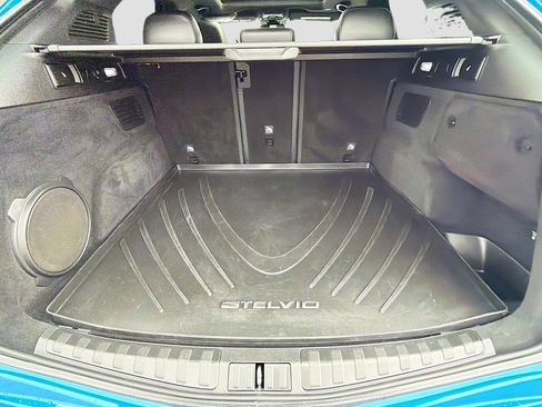 Used 2018 Alfa Romeo Stelvio Quadrifoglio w/ Driver Assist Dynamic Package image 12