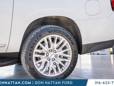 Used 2024 GMC Yukon XL Denali AWD/4WD image 43