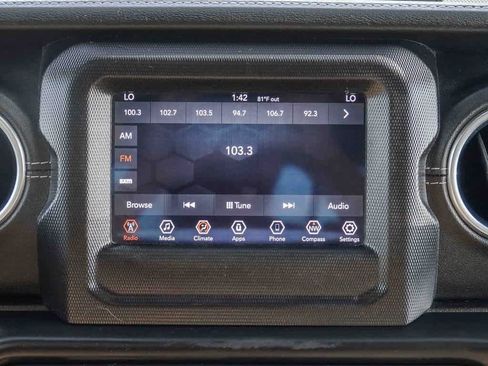 Certified 2018 Jeep Wrangler Unlimited Sahara w/ Dual Top Group image 13