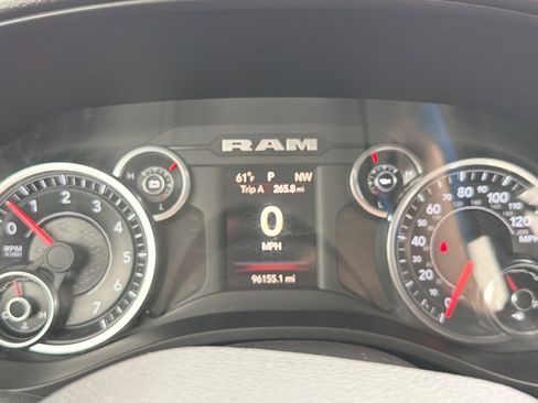 Used 2019 RAM 1500 Big Horn image 15