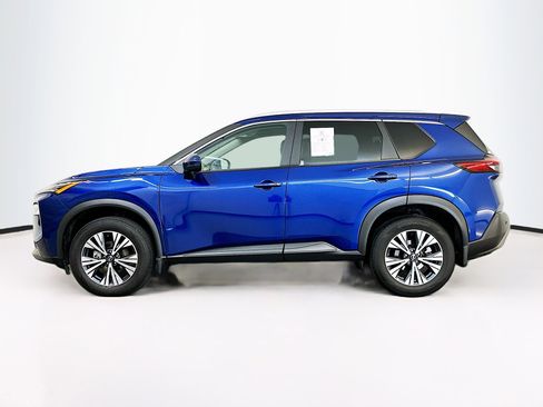Used 2023 Nissan Rogue SV w/ SV Premium Package image 4