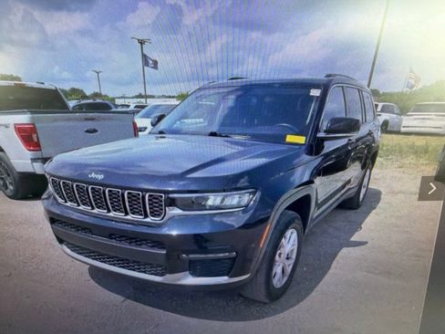 Used 2022 Jeep Grand Cherokee L Limited AWD/4WD image 7