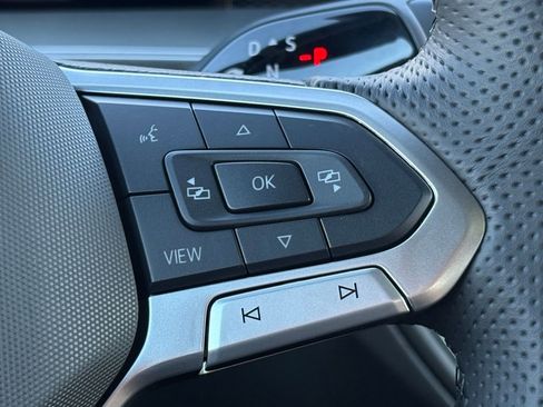 New 2026 Volkswagen Tiguan SE R-Line image 23