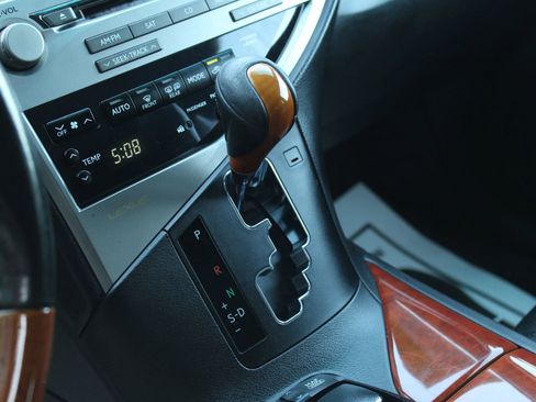 Used 2011 Lexus RX 450h AWD image 25