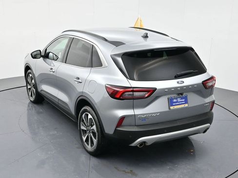 Certified 2023 Ford Escape Platinum image 44