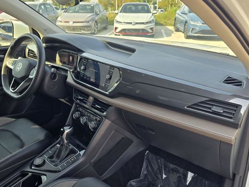 Certified 2023 Volkswagen Taos SEL AWD/4WD image 24