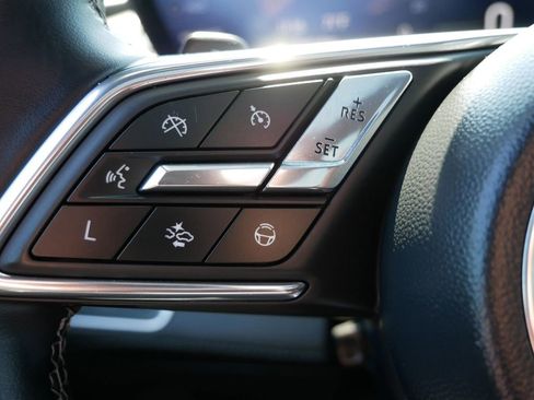 Used 2025 Buick Enclave Avenir w/ Super Cruise Package AWD/4WD image 31