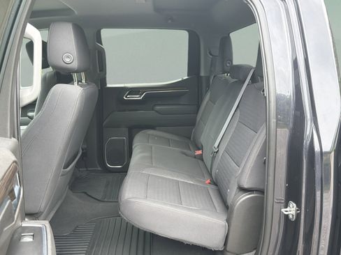 Used 2022 Chevrolet Silverado 1500 LT AWD/4WD image 19