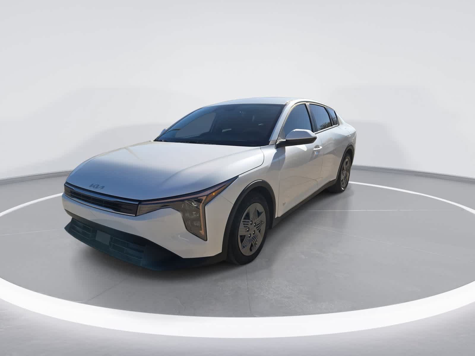 Used 2025 Kia K4 FWD image 4