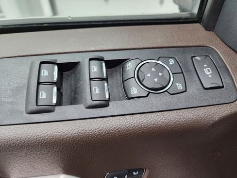 Used 2022 Ford F250 King Ranch w/ Tremor Off-Road Package image 44