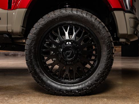 Used 2026 Ford F450 King Ranch w/ FX4 Off-Road Package image 11