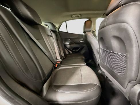 Used 2020 Buick Encore Preferred FWD image 27