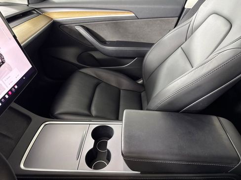 Used 2023 Tesla Model 3 Standard Range RWD image 17