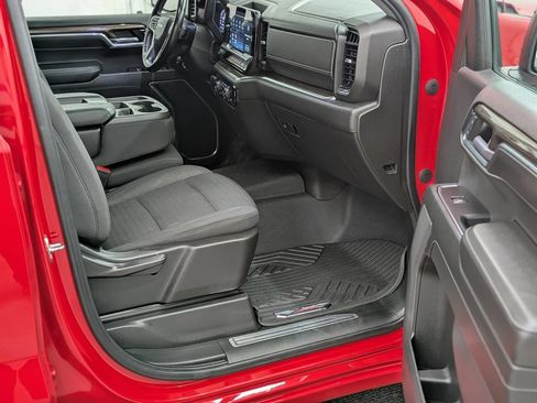 Used 2022 Chevrolet Silverado 1500 LT AWD/4WD image 21